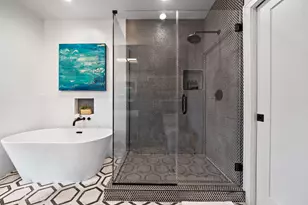 2307 Bernardo De Galvez Ave, Galveston, TX 77550 - Photo 10