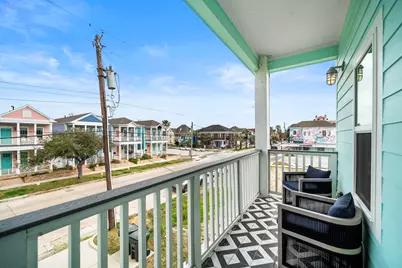 2307 Bernardo De Galvez Avenue, Galveston, TX 77550 - Photo 4