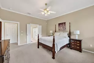 70 E Northcastle Cir, The Woodlands, TX 77384 - Photo 24