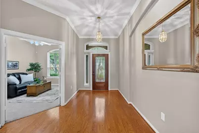 70 E Northcastle Circle, The Woodlands, TX 77384 - Photo 4