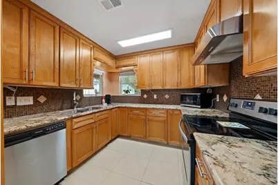 6742 Dusty Lane, Conroe, TX 77306 - Photo 12