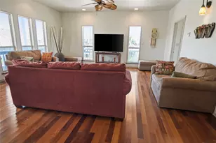 3101 Diane, Crystal Beach, TX 77650 - Photo 14