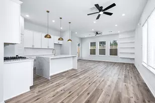 2716 Spence Rd, Houston, TX 77093 - Photo 6