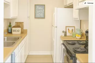 8529 Hearth Dr, Houston, TX 77054 - Photo 2