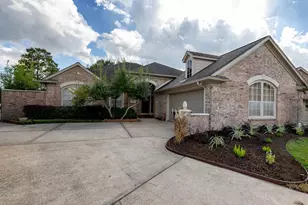 2435 Thorndon Park Ct, League City, TX 77573 - Photo 2