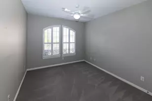 2435 Thorndon Park Ct, League City, TX 77573 - Photo 12