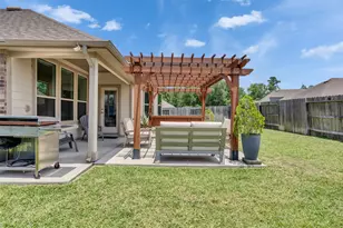 27997 Lone Hollow Ln, Spring, TX 77386 - Photo 8