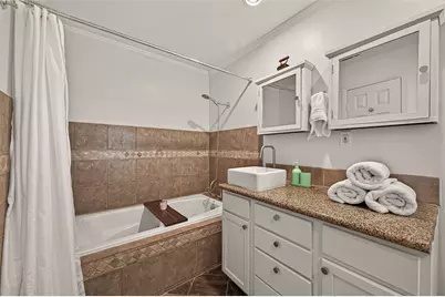 4814 Omeara Drive, Houston, TX 77035 - Photo 34