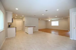 6123 Grape St, Houston, TX 77074 - Photo 8