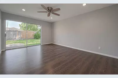 319 Gentilly Dr, Katy, TX 77450 - Photo 12