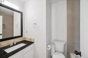 1113 Canyon Springs Dr, La Porte, TX 77571 - Photo 20