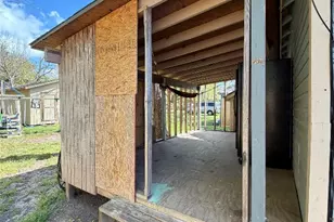 322 Hays Rd, Oyster Creek, TX 77541 - Photo 24