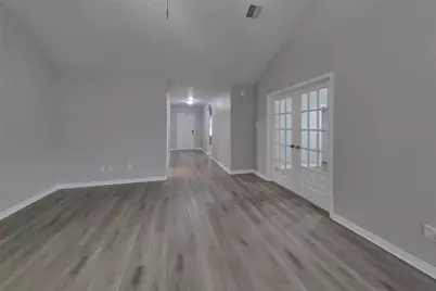 308 Crooked Pine Court, Conroe, TX 77304 - Photo 2
