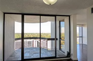 5001 Woodway Dr, Houston, TX 77056 - Photo 2