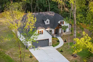 85 Lakeway Ct Ct, Conroe, TX 77304 - Photo 2