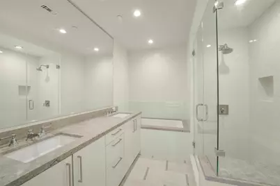 2047 Westcreek Lane #302, Houston, TX 77027 - Photo 14