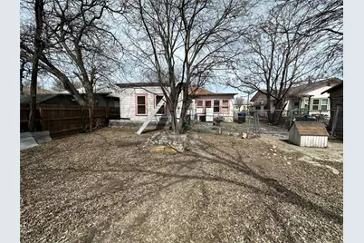 136 E High Avenue, San Antonio, TX 78210 - Photo 2