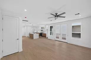 1424 W 23rd St, Houston, TX 77008 - Photo 10