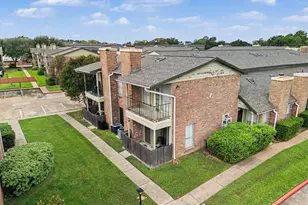 18800 Egret Bay Blvd, Webster, TX 77058 - Photo 2