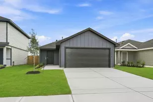 612 N Broadway St, China, TX 77613 - Photo 4