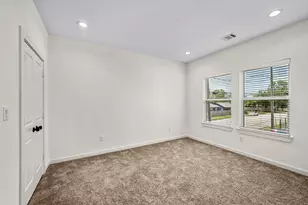 5700 Elysian St, Houston, TX 77009 - Photo 18