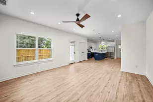 5700 Elysian St, Houston, TX 77009 - Photo 8