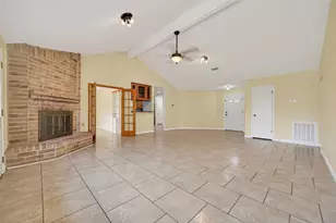 21315 Meadowhill Dr, Spring, TX 77388 - Photo 4