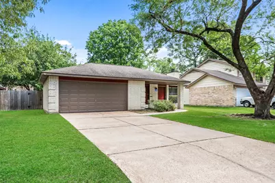 2727 Longleaf Pines Drive, Kingwood, TX 77339 - Photo 2