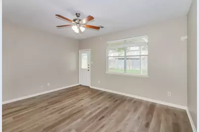 6015 Starbrook Creek Drive, Katy, TX 77494 - Photo 4