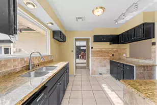 6107 Jadecrest Ct, Spring, TX 77389 - Photo 14