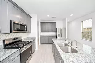 21119 Dolphin Bay Ln, Cypress, TX 77433 - Photo 16