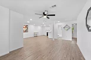 6210 Rolland St, Houston, TX 77091 - Photo 4