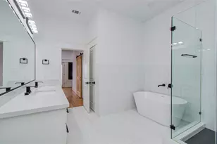 117 E 38th St, Houston, TX 77018 - Photo 22
