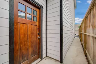 117 E 38th St, Houston, TX 77018 - Photo 8
