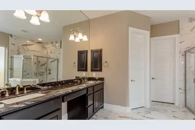 5602 King Plains Creek Ln, Sugar Land, TX 77479 - Photo 16
