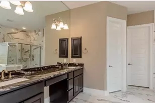 5602 King Plains Creek Ln, Sugar Land, TX 77479 - Photo 16