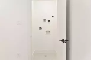 1018 W 15th 1/2 St, Houston, TX 77008 - Photo 40