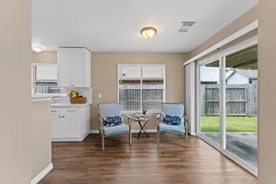 6318 Pleasant Stream Drive, Katy, TX 77449 - Photo 8