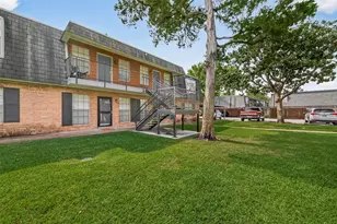 9017 Gaylord Dr, Houston, TX 77024 - Photo 2