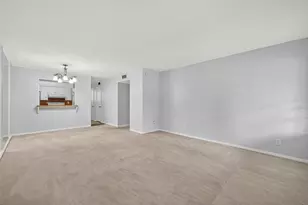 9017 Gaylord Dr, Houston, TX 77024 - Photo 10