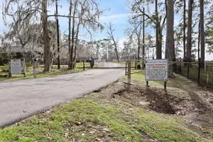 24518 Sunny Glen Dr, Houston, TX 77336 - Photo 50