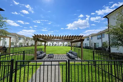 2323 Warhol Way, Houston, TX 77091 - Photo 28