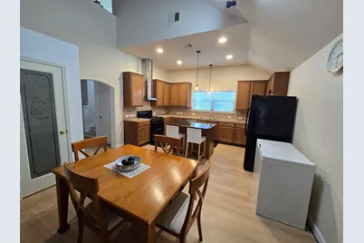 9011 Mercury Cove Court, Houston, TX 77075 - Photo 6