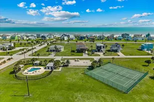 18806 Warrior Rd, Galveston, TX 77554 - Photo 24