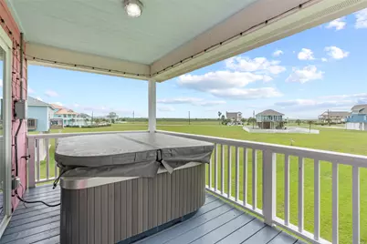 18806 Warrior Road, Galveston, TX 77554 - Photo 12