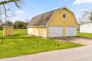 138 Vivian St, Brazoria, TX 77422 - Photo 28