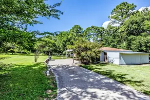 2217 Shannon Dr, Huntsville, TX 77320 - Photo 30