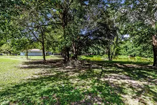 2217 Shannon Dr, Huntsville, TX 77320 - Photo 34