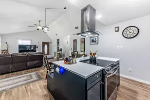 2217 Shannon Dr, Huntsville, TX 77320 - Photo 12