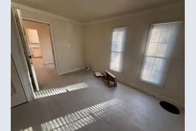 5501 Malmedy Road, Houston, TX 77033 - Photo 14